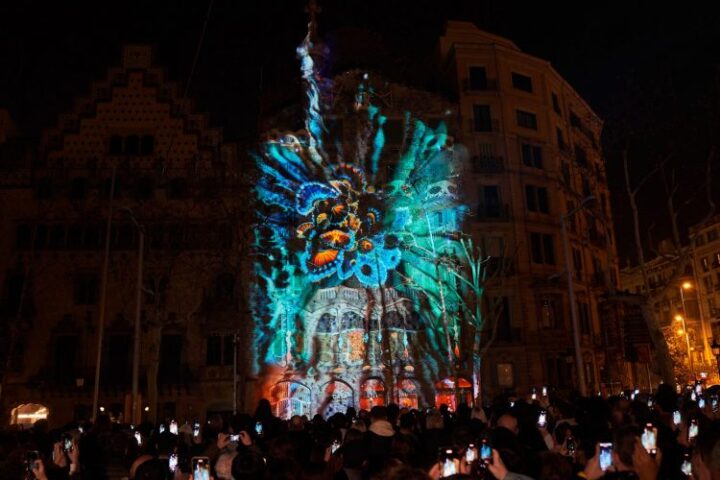 Sofia Crespo, Structures of Being, Casa Batlló, 2024