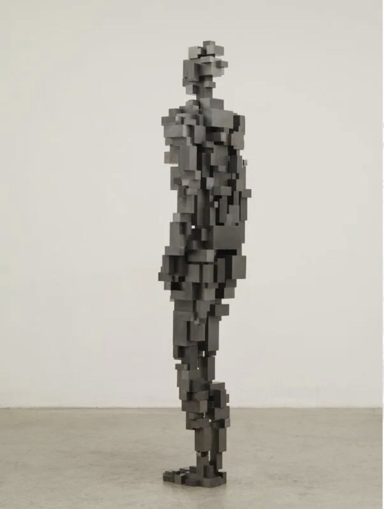 Antony Gormley, Sublimate XXIII189.0 x 48.0 x 37.0 cm çelik bloklar: 12.5 x 12.5 x 25 mm, 25 x 25 x 50 mm, 37.5 x 37.5 x 75 mm, 50 x 50 x 100 mm, 75 x 75 x 150 mm, 100 x 100 x 200 mm Copyright: Sanatçının kendisi ve Bilgili Sanat izniyle