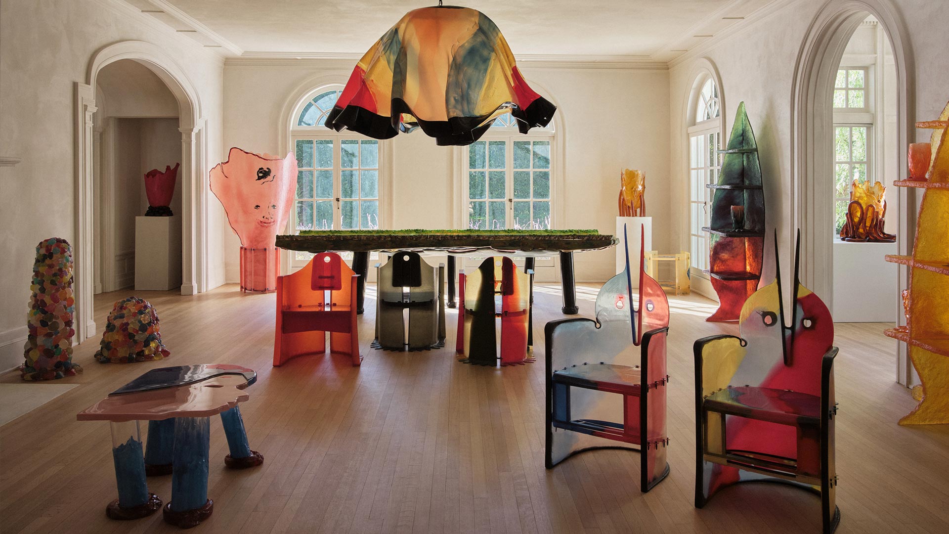 Gaetano Pesce, "Dear Future'' solo sergisi, Goldwyn House, Los Angeles, 2023, Fotoğraf: Rich Stapleton