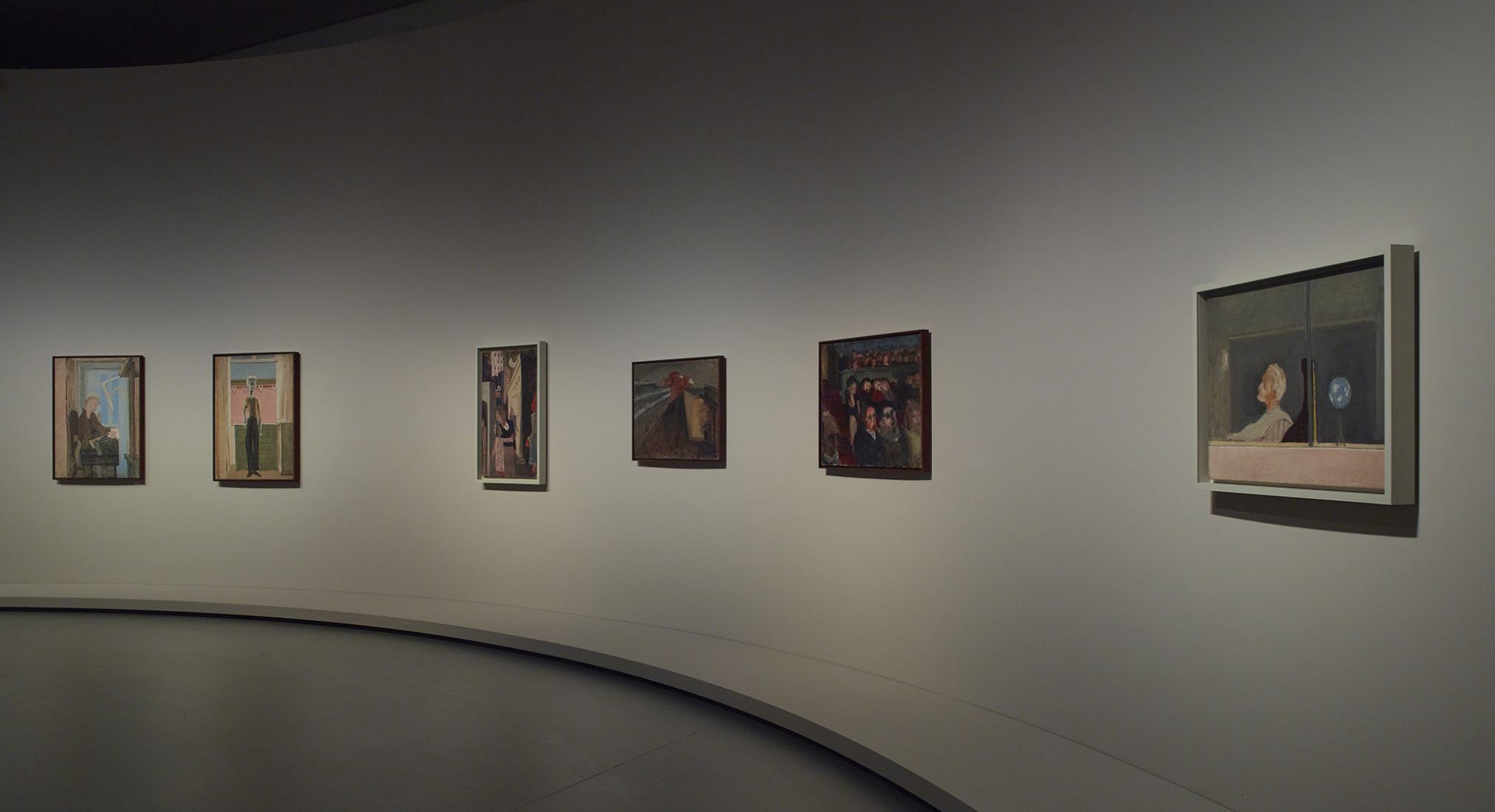 Soldan sağa: Mark Rothko, Untitled, 1938-1939 Portrait, 1939 Street Scene, 1936-1937 The Road, 1932-1933 Movie Palace, 1934-1935 Contemplation, Fotoğraf: Courtesy of Louis Vuitton Foundation