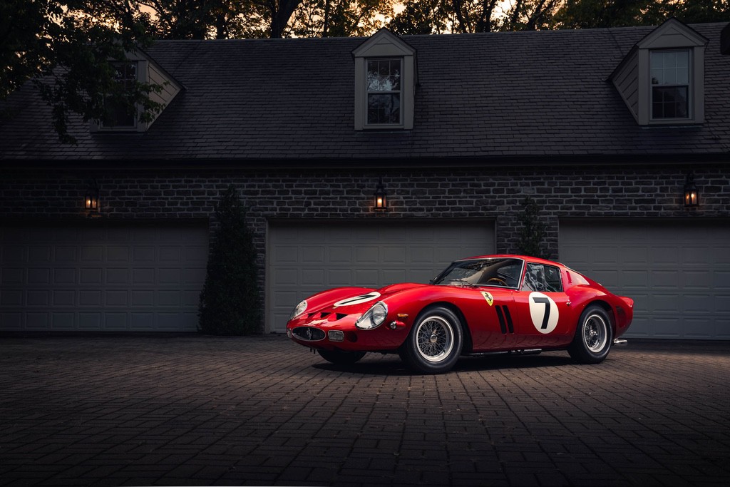 1962 Ferrari 330 LM / 250 GTO by Scaglietti