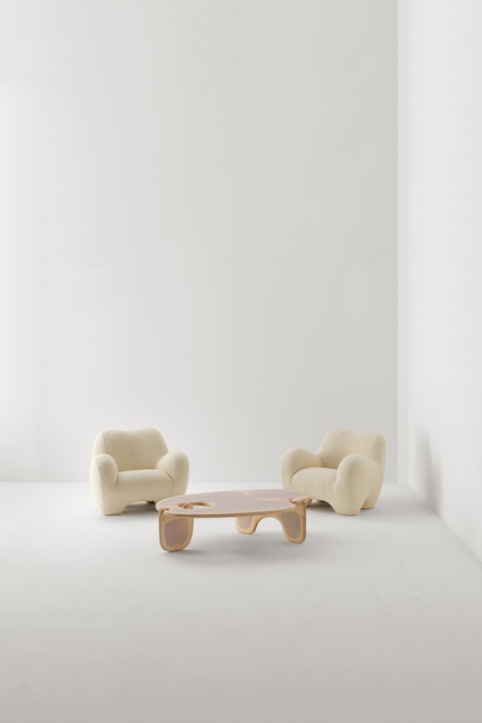 Gummy-Armchair-Palette-Coffee-Table-©-D.R