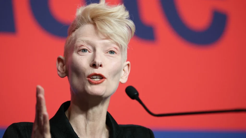 Tilda Swinton Berlinale basın toplantısında 14 Şubat, 2025 Fotoğraf: (Ronny HARTMANN / AFP)(AFP)