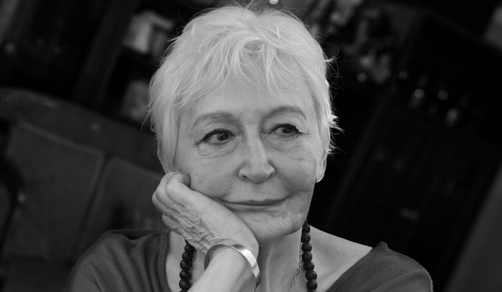 Pınar Kür: 1943-2025