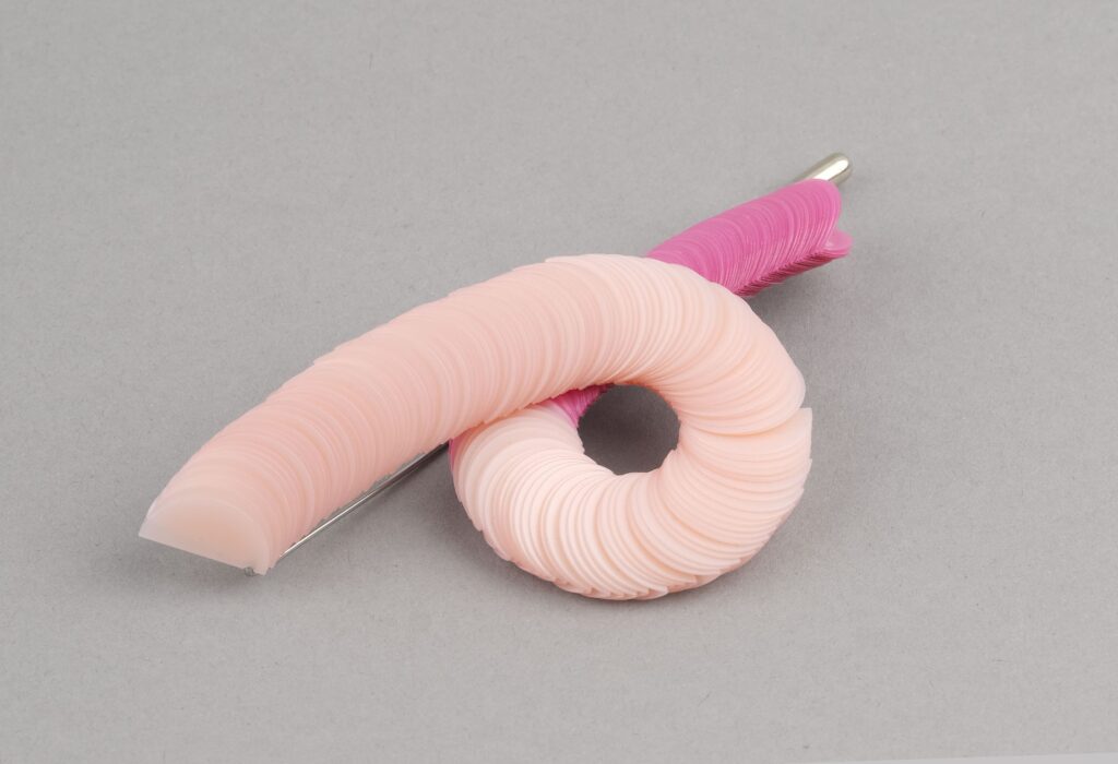 Zanaat, Tasarım ve Sanat Üçgeninde “Çağdaş Takıdan Yansımalar”