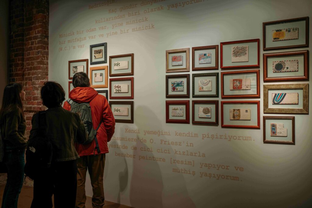 Zarfların Hafızası: Bedri Rahmi Casa Botter’de