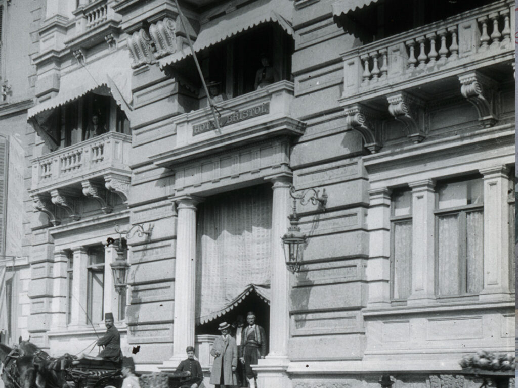 Batılılaşan İstanbul’un Mimarları 1800-1950